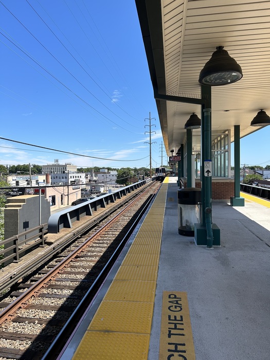Photo of LIRR Train to Grand Central at Wantagh