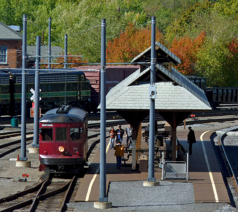 Photo of Philadelphia and West Chester Traction #76 at the platform