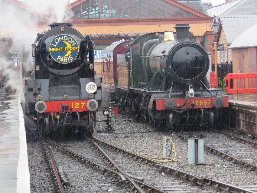 Photo of A scene at Kidderminster station