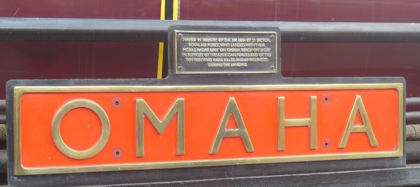 Photo of The nameplate and commemorative plaque of Omaha